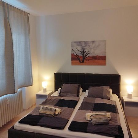 Апартаменты Amazing Flat In Old Town With Large Balcony Братислава Экстерьер фото